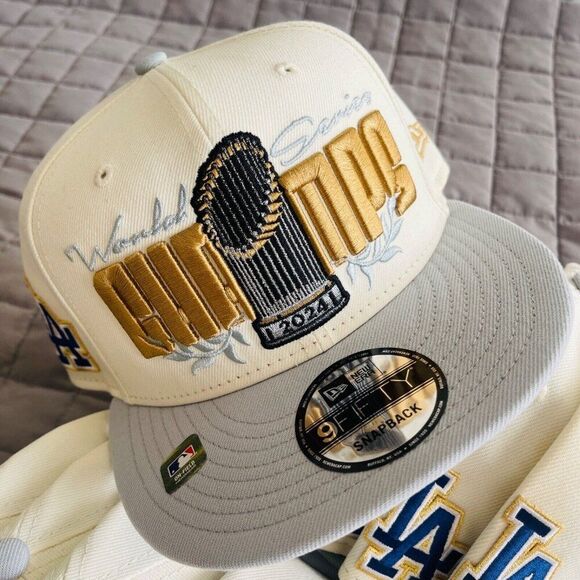 Los Angeles Dodgers New Era 2024 World Series Parade Snapback 59FIFTY Hat - Picture 1 of 9